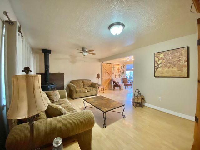 10574 Nm 337, Tijeras, NM 87059