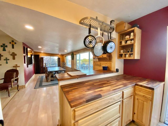 10574 Nm 337, Tijeras, NM 87059