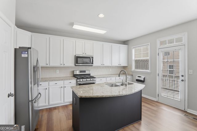 4358 Grove Field Court, Suwanee, GA 30024