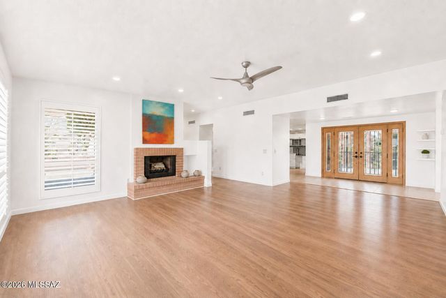 1121 N Abrego Drive, Green Valley, AZ 85614