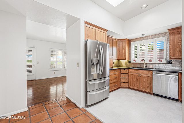 1121 N Abrego Drive, Green Valley, AZ 85614