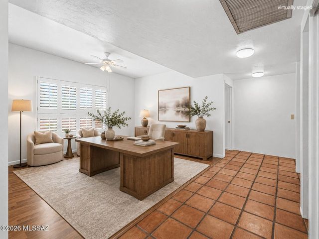 1121 N Abrego Drive, Green Valley, AZ 85614