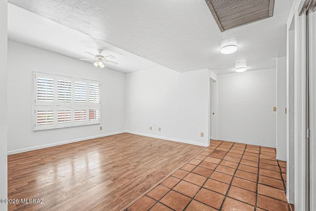1121 N Abrego Drive, Green Valley, AZ 85614