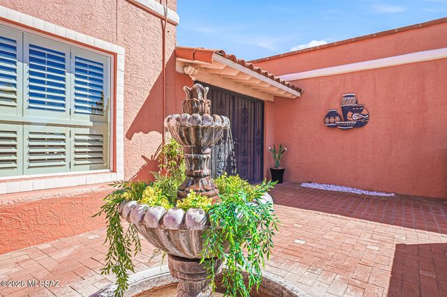 1121 N Abrego Drive, Green Valley, AZ 85614