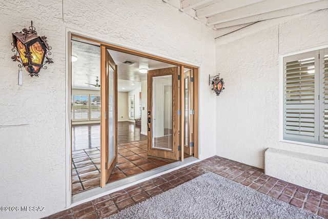 1121 N Abrego Drive, Green Valley, AZ 85614
