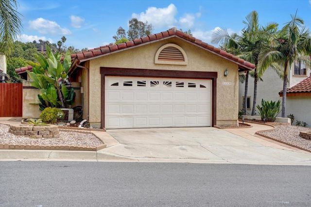 1350 Dos Hermanos Gln, Escondido, CA 92027