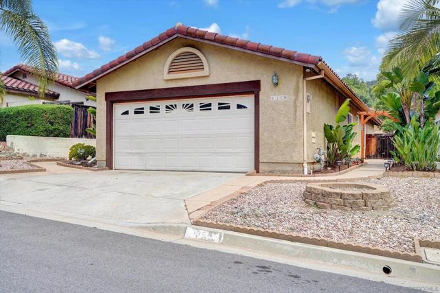 1350 Dos Hermanos Gln, Escondido, CA 92027
