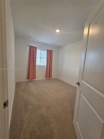4860 Dillion St 4860, Lake Worth, FL 33463