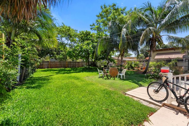 926 S L Street, Lake Worth Beach, FL 33460