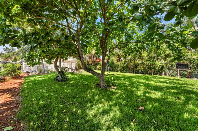 926 S L Street, Lake Worth Beach, FL 33460