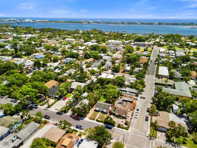 926 S L Street, Lake Worth Beach, FL 33460