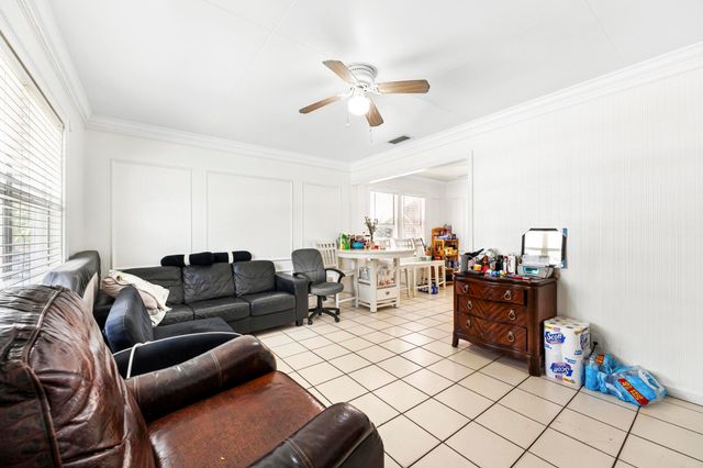 926 S L Street, Lake Worth Beach, FL 33460