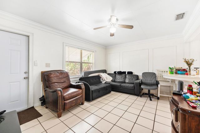 926 S L Street, Lake Worth Beach, FL 33460