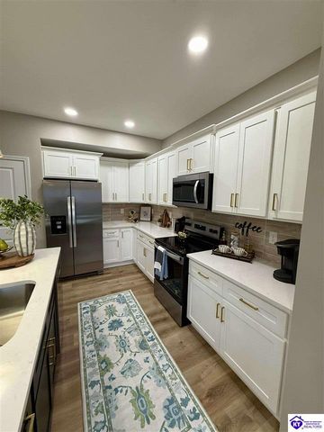 304 B Village Brooke Drive, Elizabethtown, KY 42701