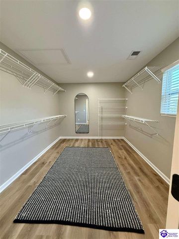 304 B Village Brooke Drive, Elizabethtown, KY 42701