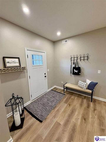 304 B Village Brooke Drive, Elizabethtown, KY 42701