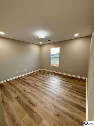 304 B Village Brooke Drive, Elizabethtown, KY 42701