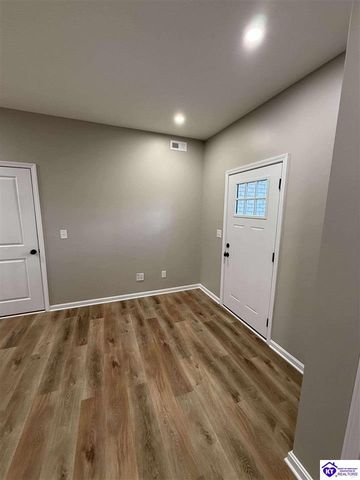304 B Village Brooke Drive, Elizabethtown, KY 42701