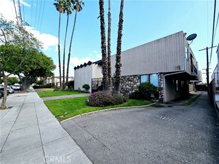 1204 E Lexington Drive, Glendale, CA 91206
