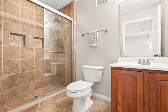 128 Foxtail Dr, Plum Boro, PA 15239