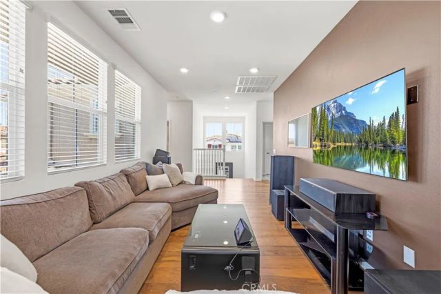28356 Vela Way, Valencia, CA 91354