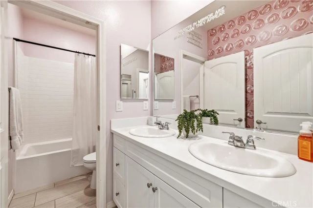 28356 Vela Way, Valencia, CA 91354