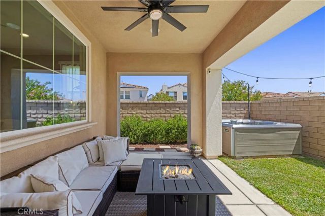 28356 Vela Way, Valencia, CA 91354