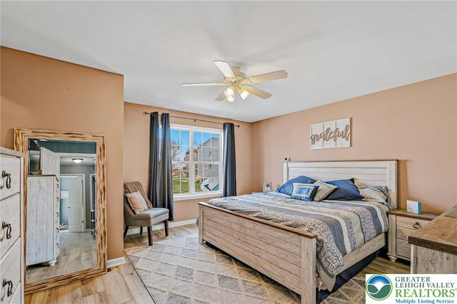 54 Freedom Terrace, Easton, PA 18045