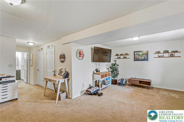 54 Freedom Terrace, Easton, PA 18045