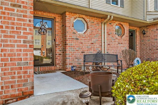 54 Freedom Terrace, Easton, PA 18045