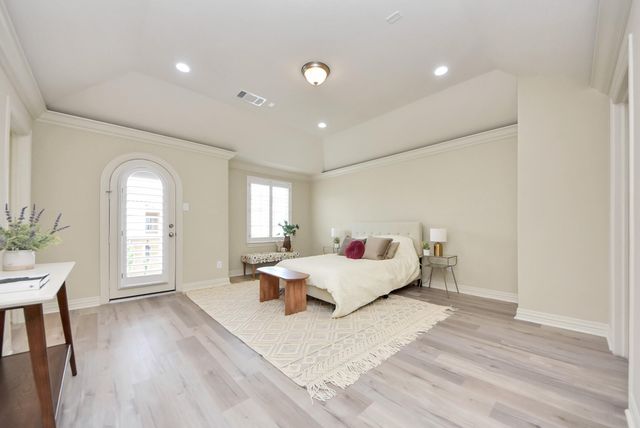 13623 Teal Bluff Lane, Houston, TX 77077