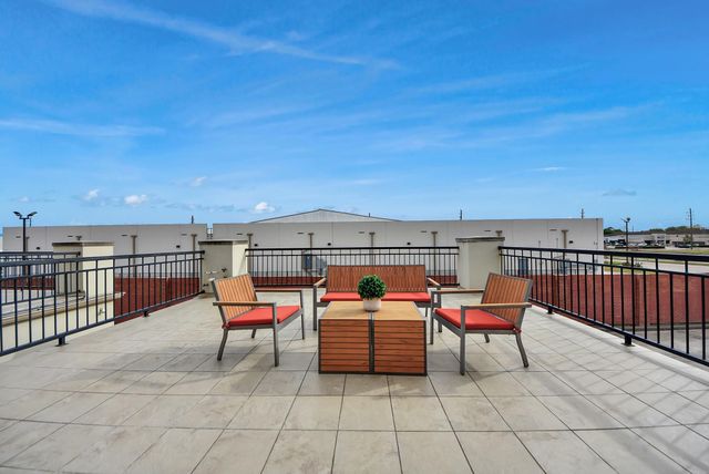 13623 Teal Bluff Lane, Houston, TX 77077