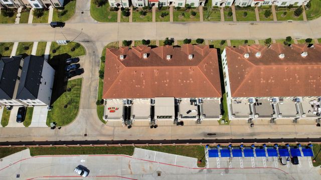 13623 Teal Bluff Lane, Houston, TX 77077