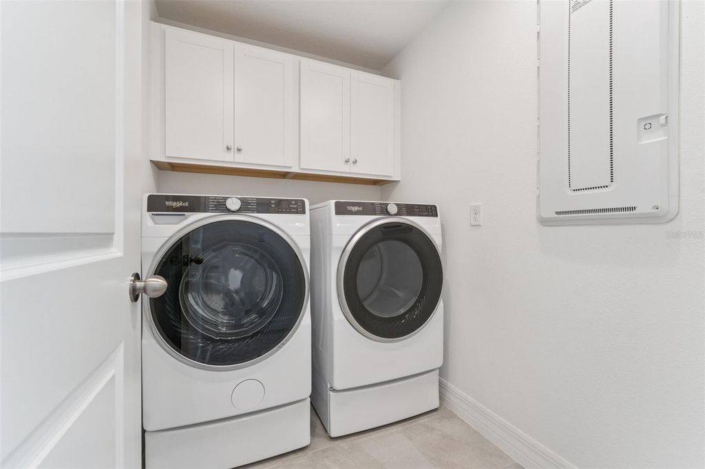 Image 17 of property listing at 9867 WALKWAY DRIVE, Orlando, FL 32832