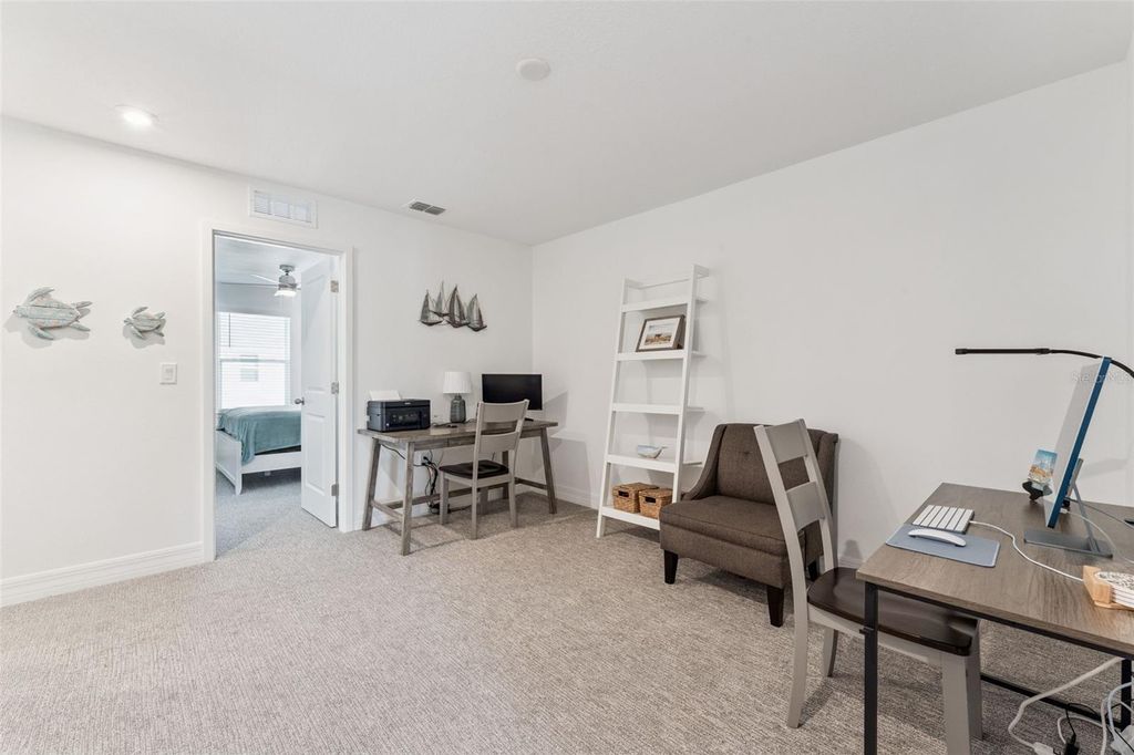 Image 19 of property listing at 9867 WALKWAY DRIVE, Orlando, FL 32832