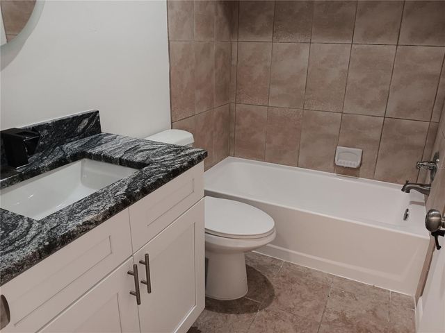 1240 70TH STREET N 9, St Petersburg, FL 33710