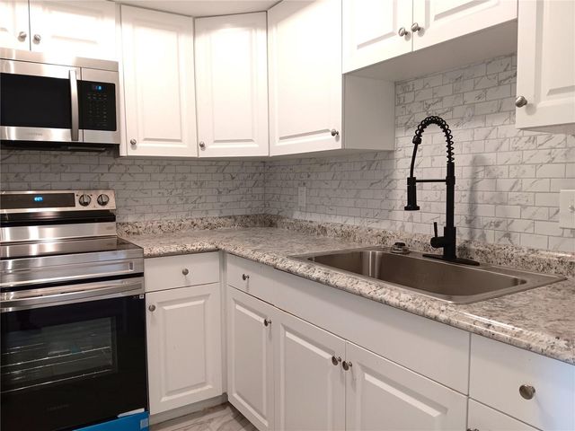 1240 70TH STREET N 9, St Petersburg, FL 33710