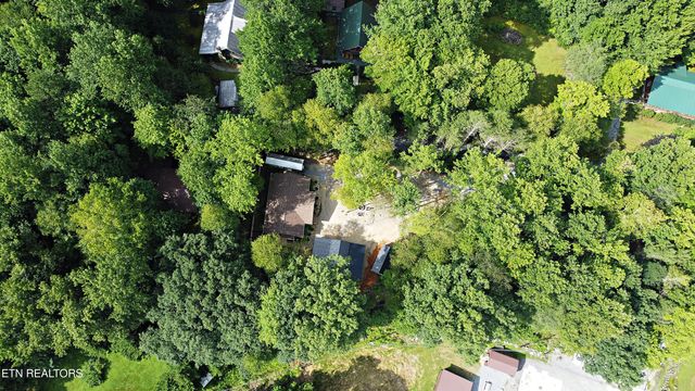 5050 Hooper Hwy, Cosby, TN 37722