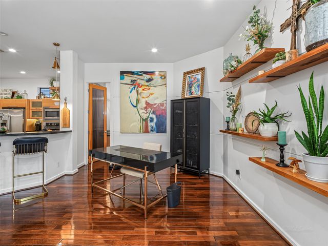 1045 Voight Street, Houston, TX 77009