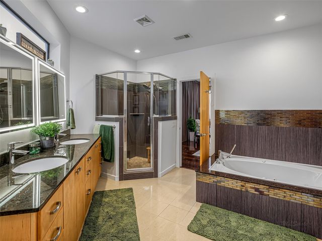 1045 Voight Street, Houston, TX 77009
