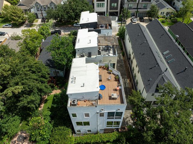 1045 Voight Street, Houston, TX 77009