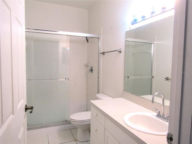 3966 MEDITERRANEA CIRCLE 421, Sarasota, FL 34233