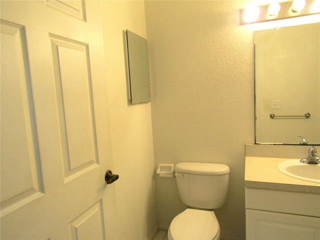3966 MEDITERRANEA CIRCLE 421, Sarasota, FL 34233