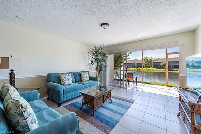 1290 Yesica Ann CIR G-105, Naples, FL 34110