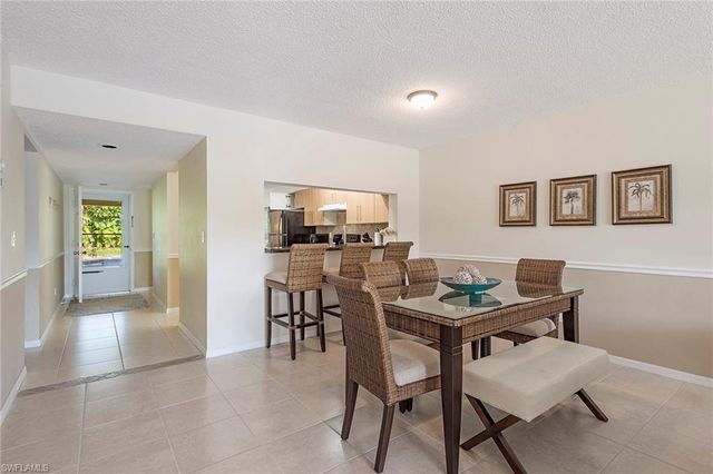 1290 Yesica Ann CIR G-105, Naples, FL 34110