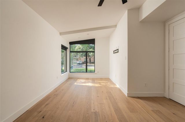 2510 Underwood Street, Houston, TX 77030