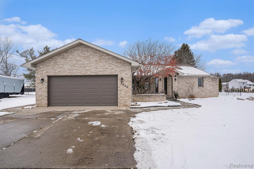 5428 Owen Road, Linden, MI 48451