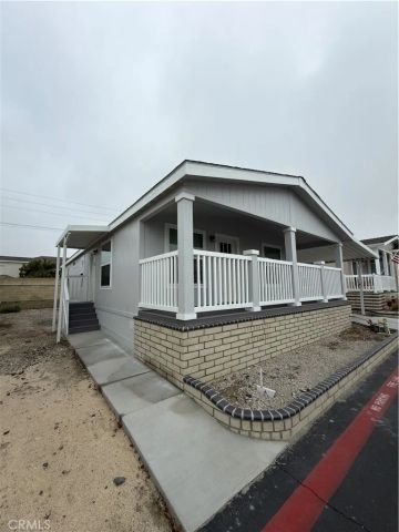 9850 Garfield Ave 18, Huntington Beach, CA 92646