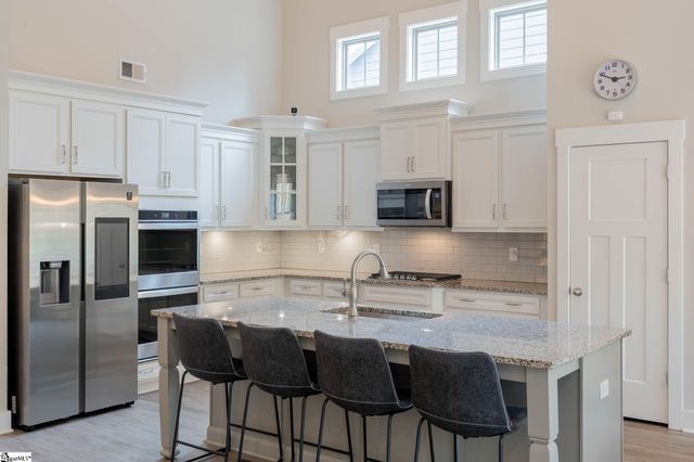 100 Ravencrest Court, Simpsonville, SC 29680