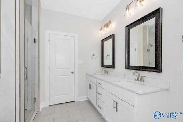 16521 Hamilton Place, Athens, AL 35613